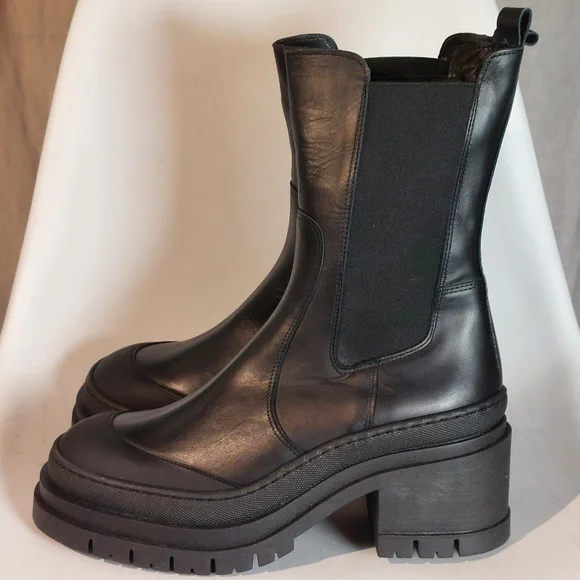 8 by YOOX black leather cap-toe Chelsea boots, EU41, NWT - Picture 5 of 14
